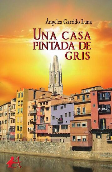 Una casa pintada de gris