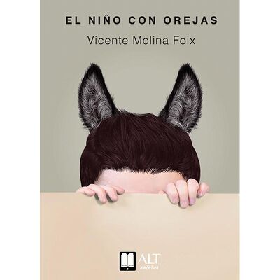 El niño con orejas