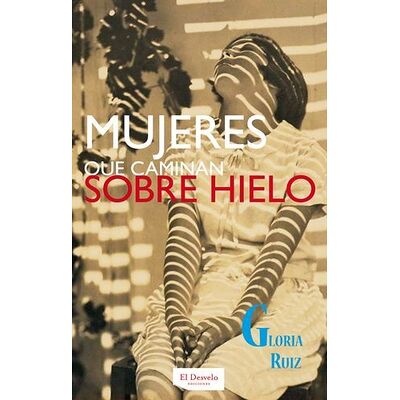 Mujeres que caminan sobre...