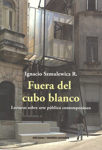 Fuera del cubo blanco....